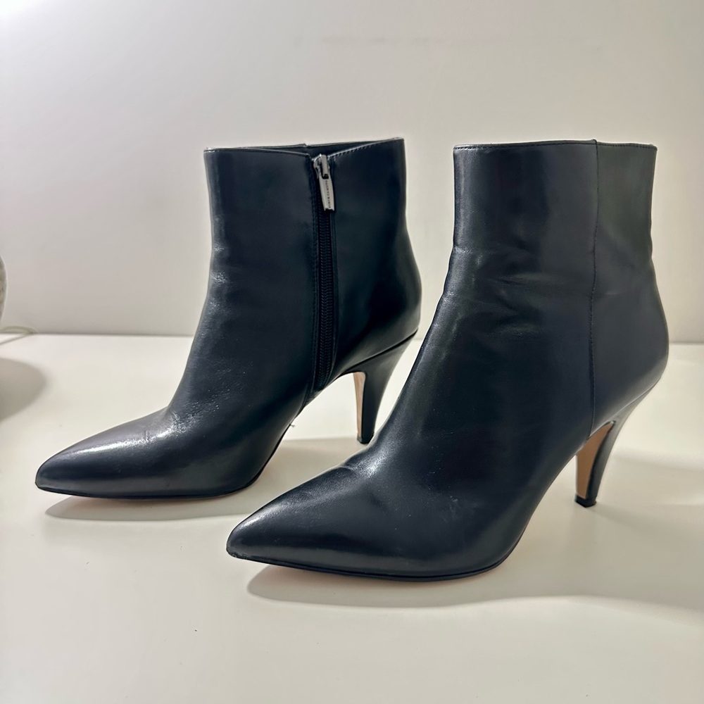 Vince Camuto Elegant Black Heeled Boots